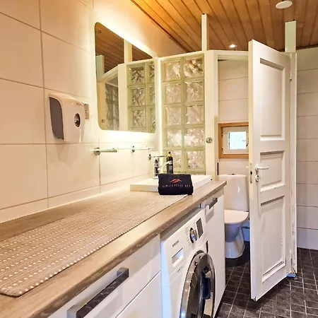 Hébergement de vacances Alppihimos - 6 Henkiloelle, Keski-himos, 45m² + 33m² *