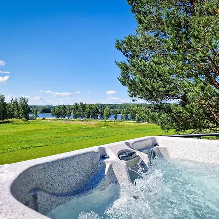 Alppihimos - 6 Henkiloelle, Keski-himos, 45m² + 33m² Ferienhaus Jämsä